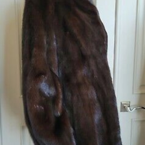 Vintage Chocolate Brown Faux Fur Hip Length Coat Jacket sz M Beautiful💐💯 - Picture 6 of 7